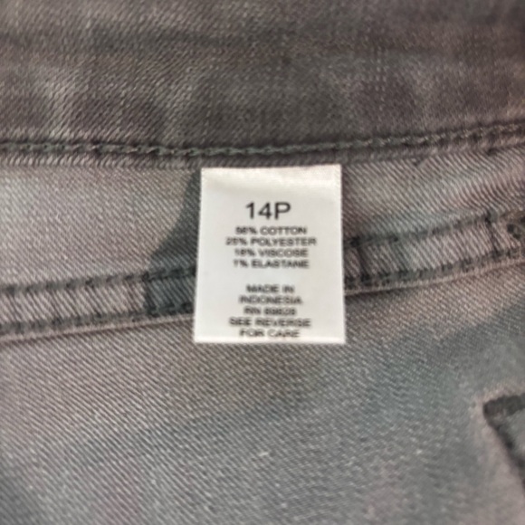 Isaac Mizrahi Live! Gray True Denim Crop Jeans with Cuff Detail - Picture 8 of 8